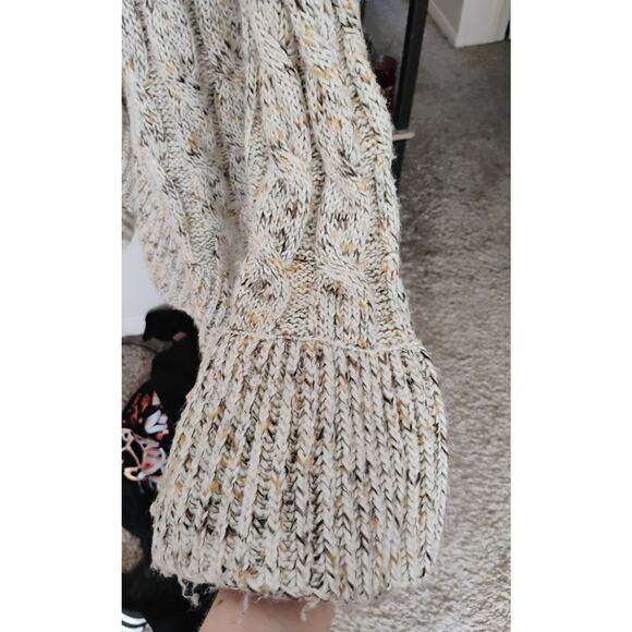 Apt. 9 XL Long Beige Cardigan Sweater. Ruffles. Bell Sleeve. Hippie. Boho. - Picture 14 of 16